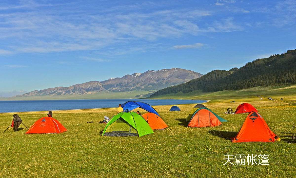 在春意盎然的戶外，我們?cè)鯓訉ふ疫m合的帳篷駐扎地？