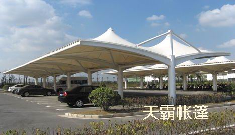 判斷長(zhǎng)沙膜結(jié)構(gòu)車(chē)棚質(zhì)量好壞，你可以從3個(gè)方面考慮