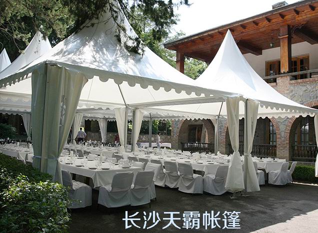 打造婚慶篷房的誤區(qū)在哪里